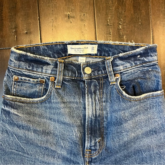 Abercrombie straight leg jeans - Picture 2 of 4